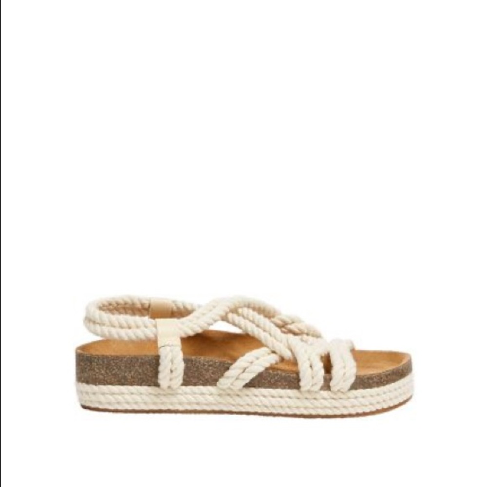 Pull&Bear cream rope sandals. Size 8. NEW!!!!